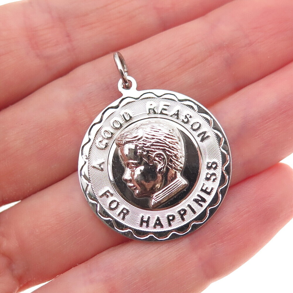Spencer 925 Sterling Silver Vintage A Good Reason For Happiness Charm Pendant